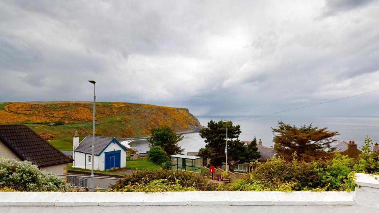 Puffins Nest Villa Gardenstown Exteriör bild